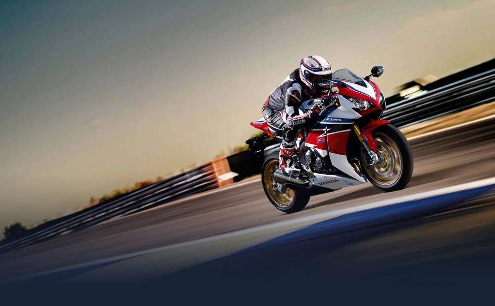Отчет Honda за третий квартал бюджетного года 2015-2016