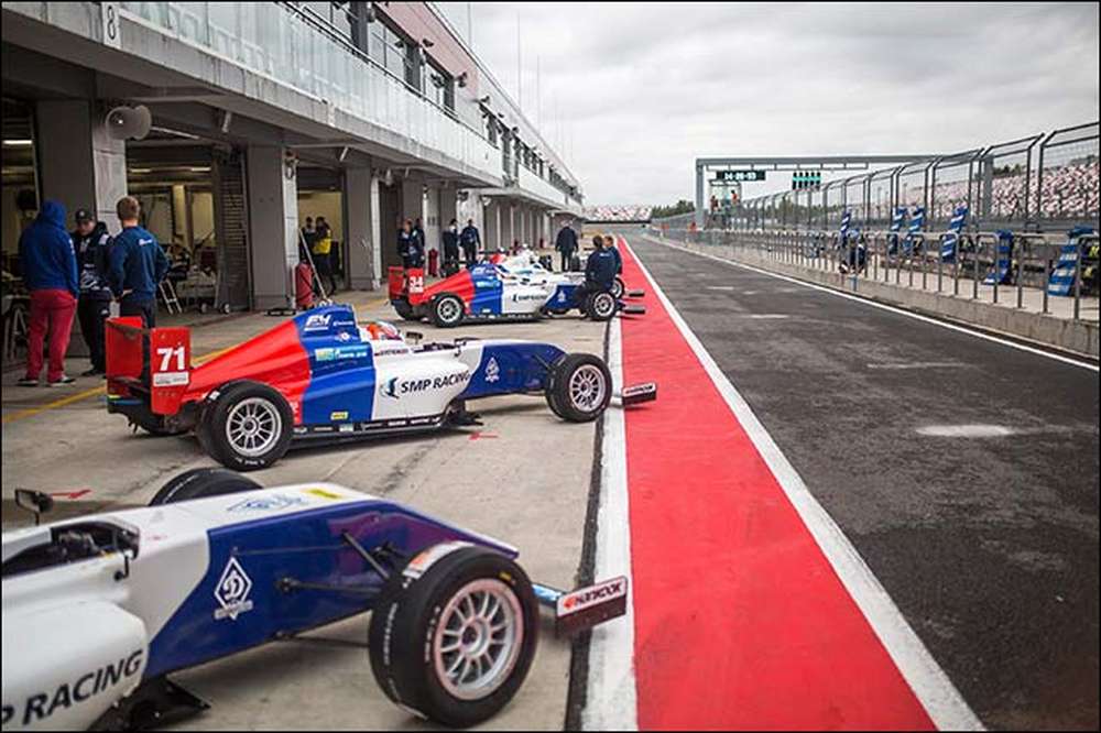 Восемь россиян выступят в SMP Formula 4