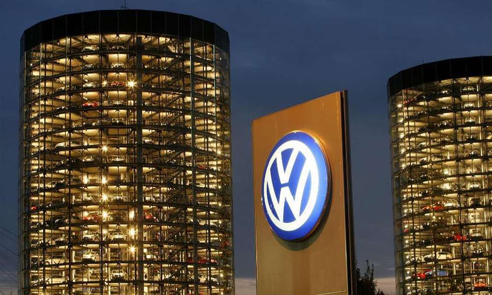 Volkswagen перенес публикацию годового отчета на месяц