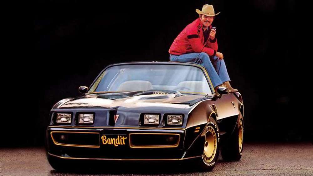 «Бандитский» Pontiac Firebird продали более чем за полмиллиона долларов