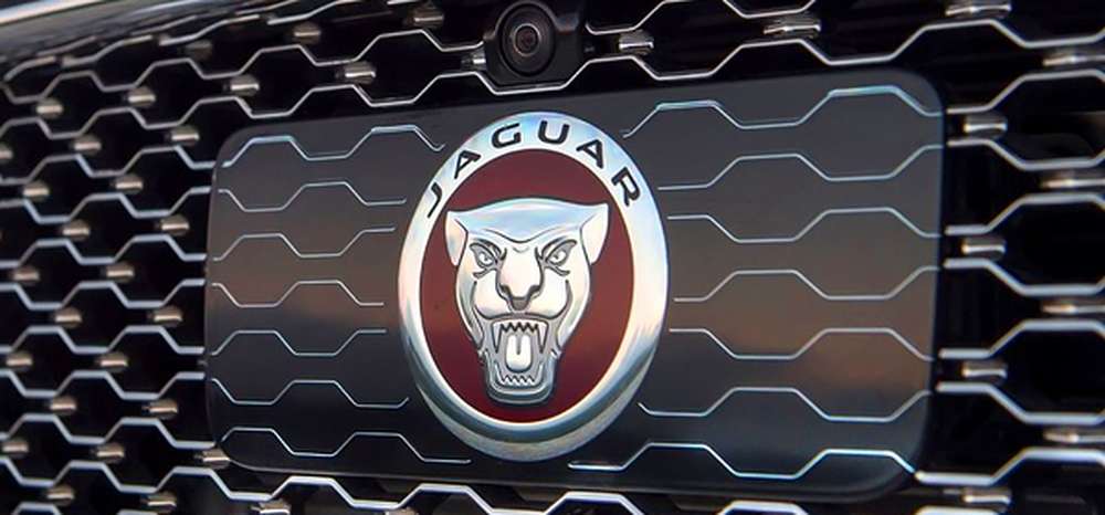 Jaguar Land Rover зарегистрировал названия для электрокаров