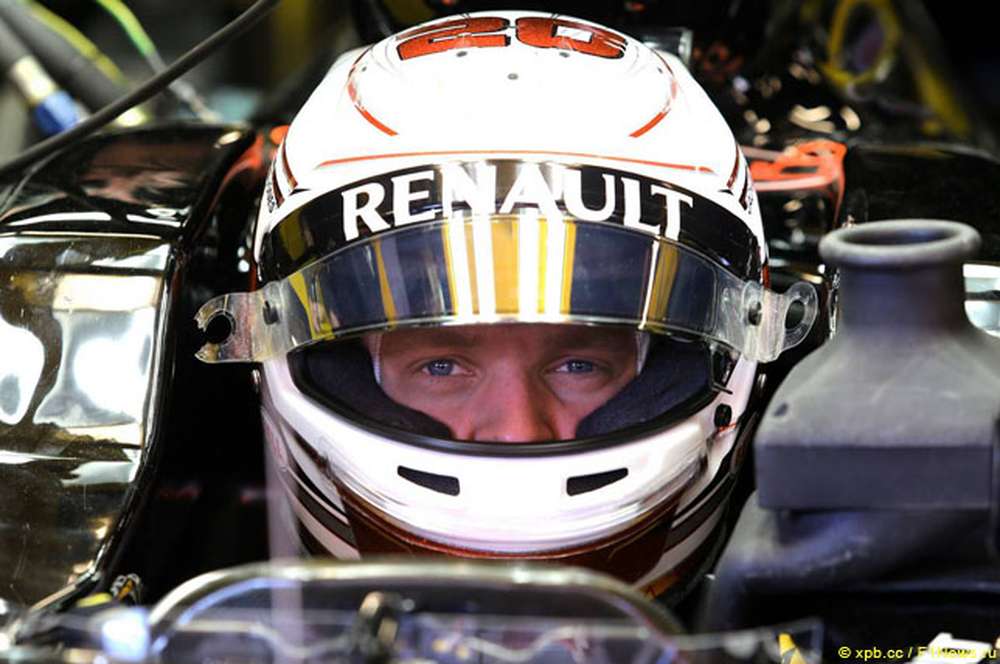 Магнуссен: У Renault есть шансы догнать Mercedes