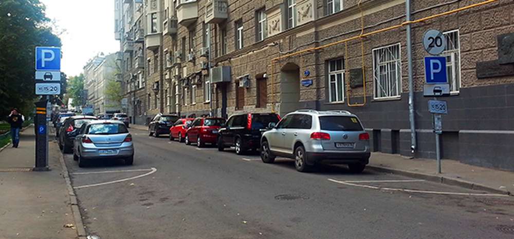 Знаки «Парковка для резидентов» появятся в Москве с 15 марта