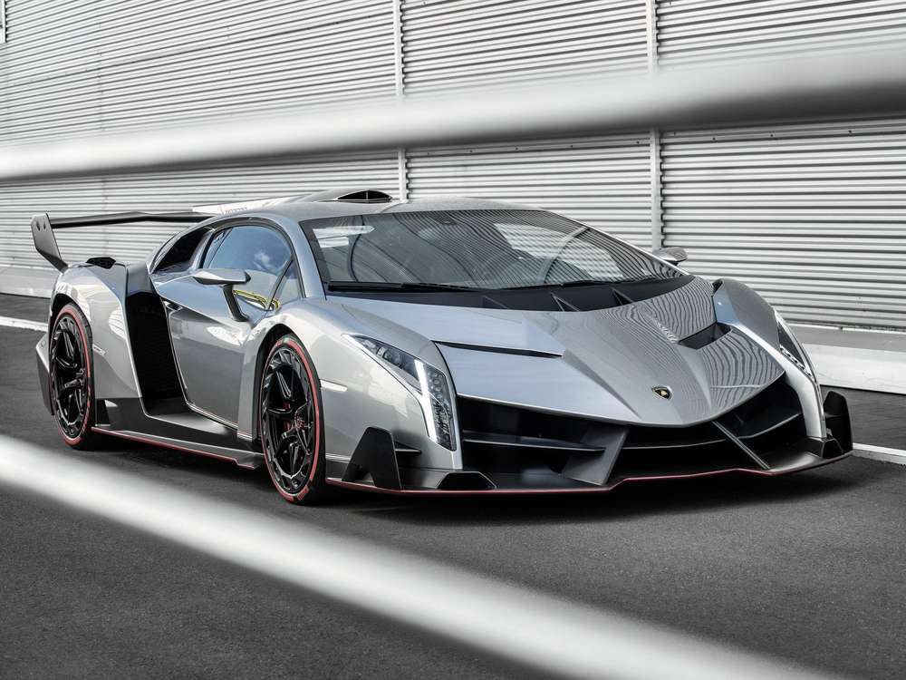 Умножай на два: Lamborghini Veneno и астрономия цены
