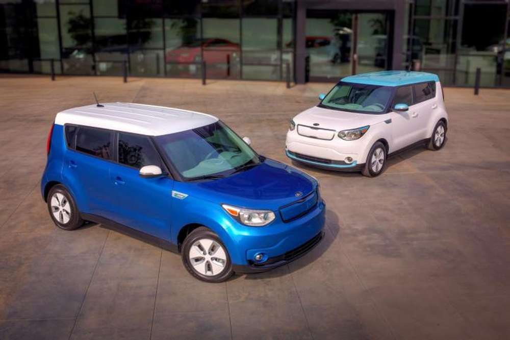 Кроссовер Kia Soul EV удостоили звания самого экологичного автомобиля 2015 года