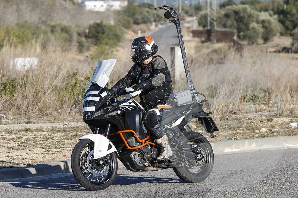 Шпионское фото KTM 1290 Super Adventure
