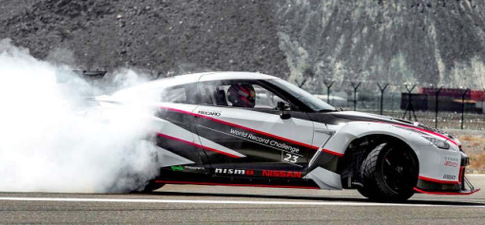 Nissan GT-R установил рекорд быстрейшего в мире дрифта