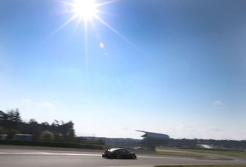 Маттиас Экстрём лидирует в третий день тестов DTM в Хоккенхайме