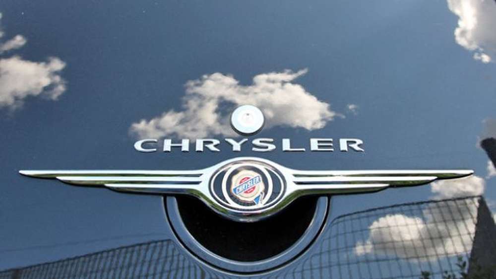 Chrysler опубликовал отчет о результатах продаж автомобилей в России в марте