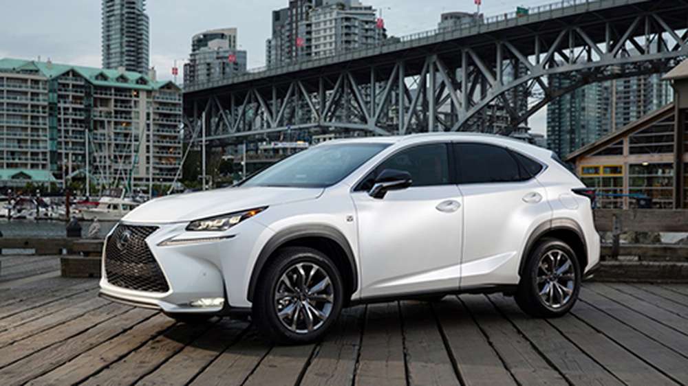 В США стартовали продажи кроссовера Lexus NX 300