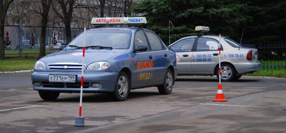 Автошколы выступили против новых правил сдачи экзаменов
