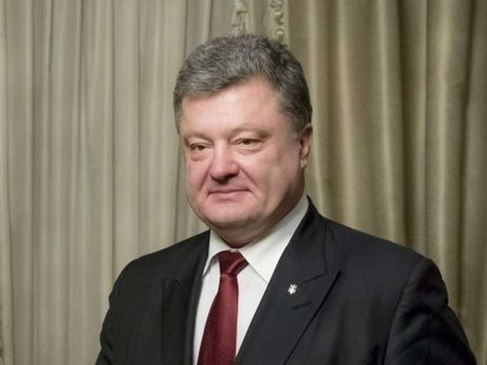 Порошенко опоздал на заседание фракции из-за пробки