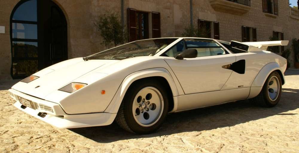  Lamborghini Countach оценили в стоимость Aventador