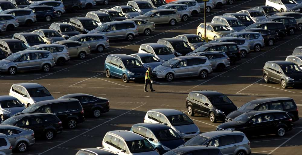 С каждым месяцем продажи автомобилей в Европе продолжают увеличиваться