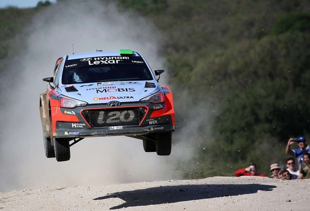 Hyundai i20 WRC 2016