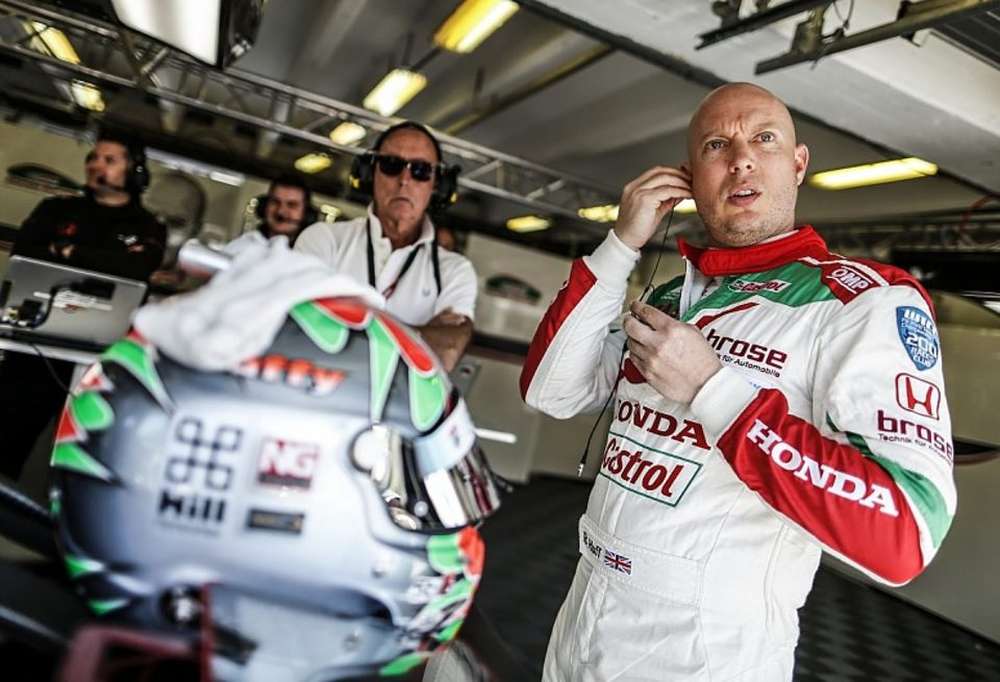 Роб Хафф озадачен непоследовательностью штрафов в WTCC