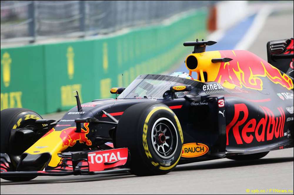 Падди Лоу: Мне не нравится решение Red Bull Racing