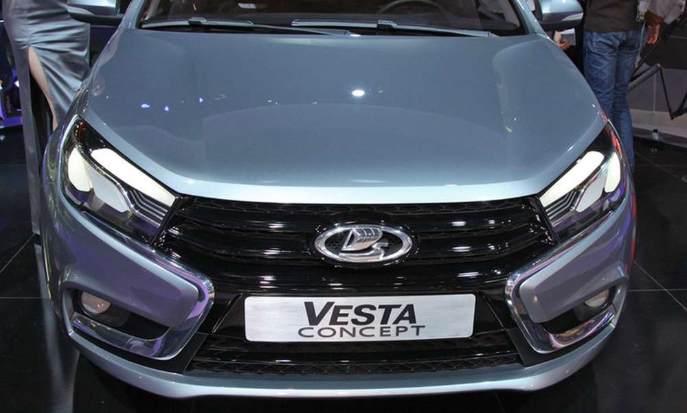 Lada немного изменит логотип