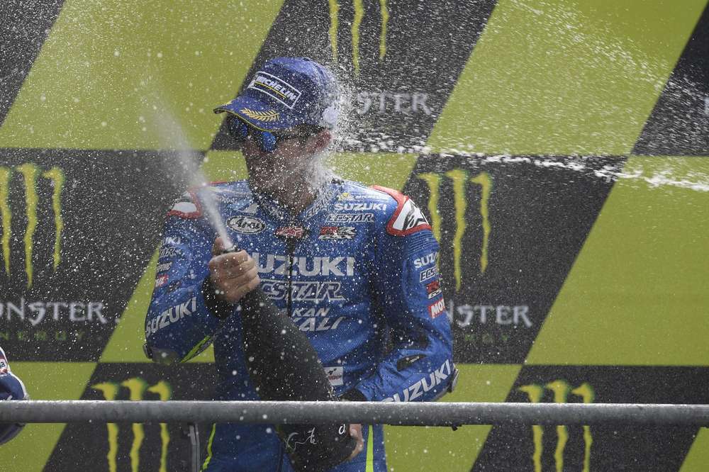 Маверик Виньялес и Suzuki - на подиуме MotoGP! (3 место)