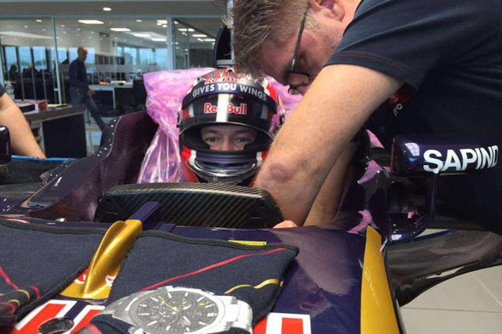 Квят прошел подгонку сиденья в Toro Rosso