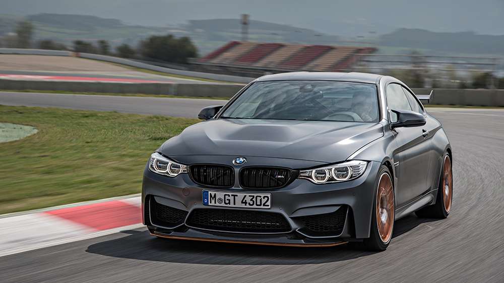 Быстрейший спорткар BMW оценили в 11 миллионов рублей