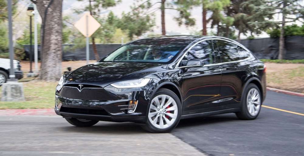 Tesla переманивает специалистов из Audi