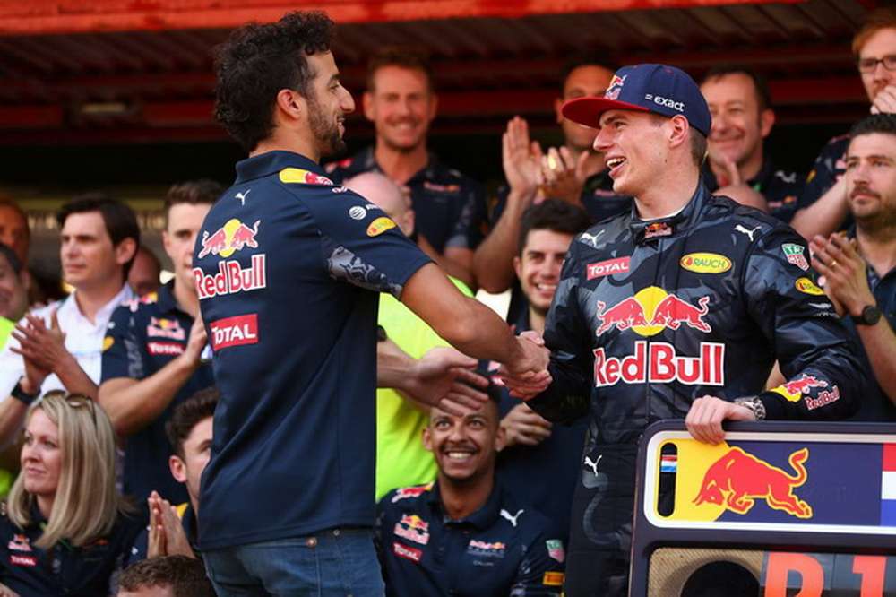 Фантастический уик-энд для Red Bull Racing