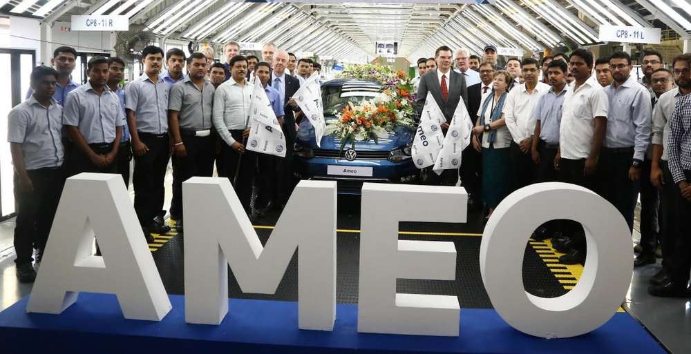 Новый субкомпактный седан Volkswagen Ameo официально встал на конвейер
