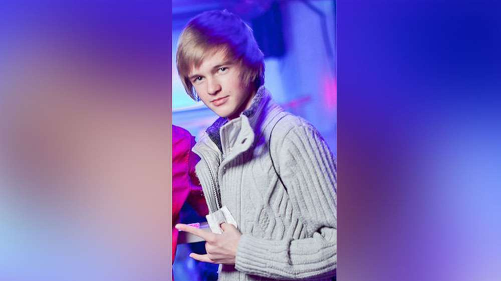 Лишенный прав юный водитель Infiniti без номеров сбил полицейского в Москве