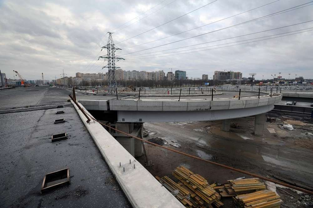 Росавтодор спб. Пулковский Дунайский путепровод. Дунайский мост год постройки. Мост на Дунайском проспекте. Дунайский проспект под мостом.