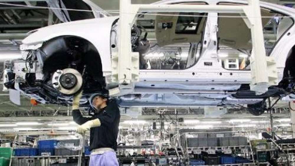 Toyota остановила работу еще двух заводов