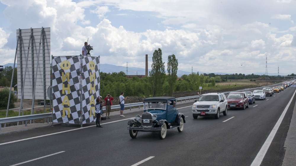 Самая большая колонна Ford попала в Книгу Гиннесса