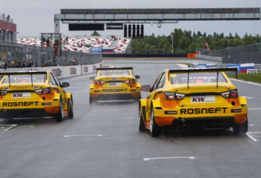 Lada Sport лишилась победы в MAC3 на московском этапе WTCC
