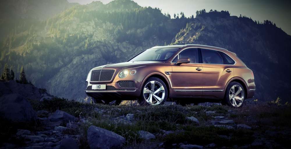 Концерн Bentley продал в России 34 кроссовера Bentley Bentayga