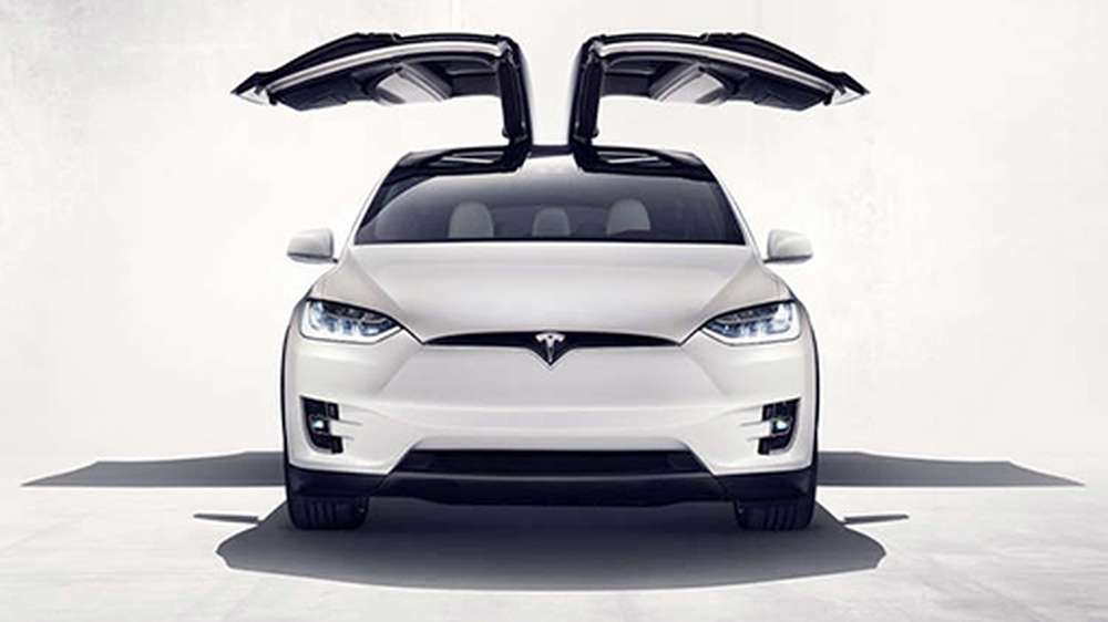 Кроссовер Tesla Model X едет в Европу