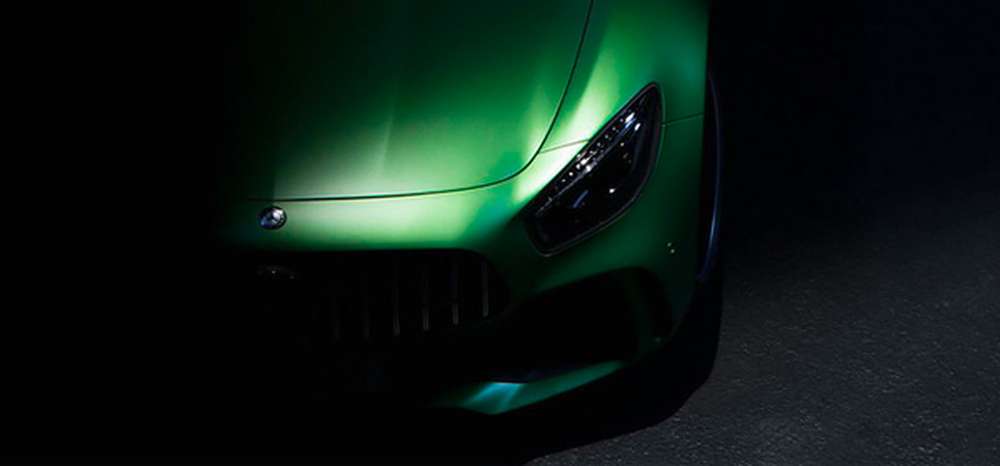 Спорткар Mercedes-AMG GT R впервые показали на видео