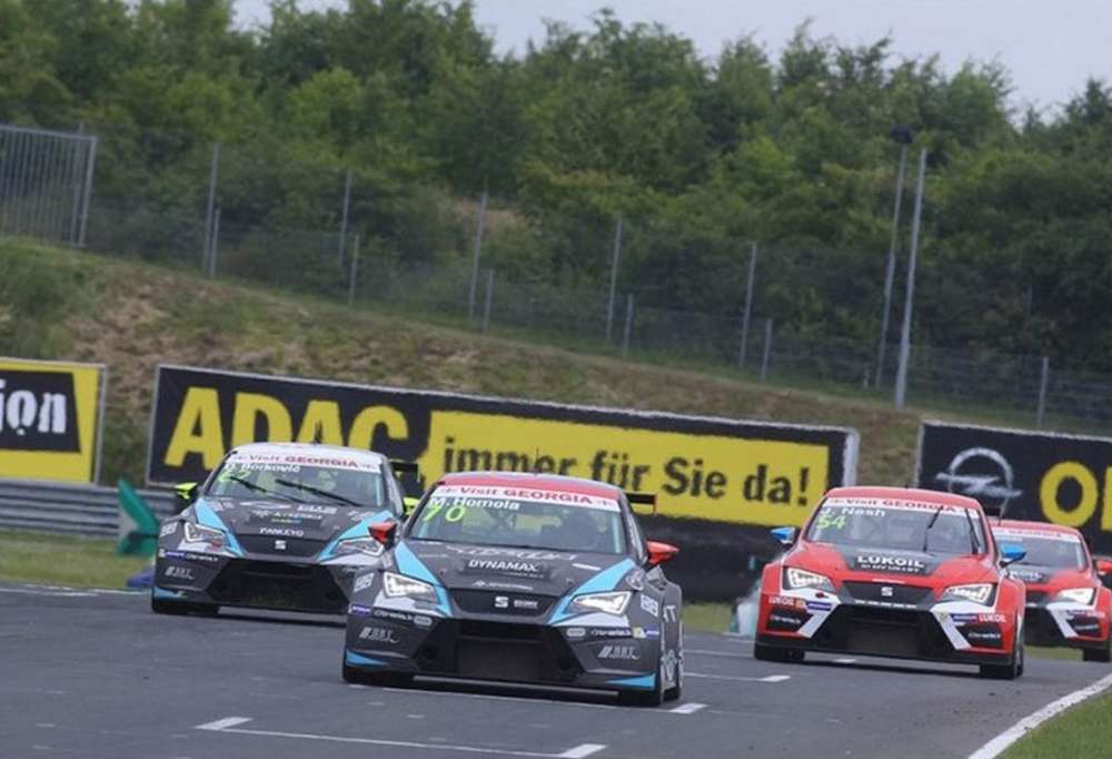 Победный дубль B3 Racing в первой гонке в Ошерслебене