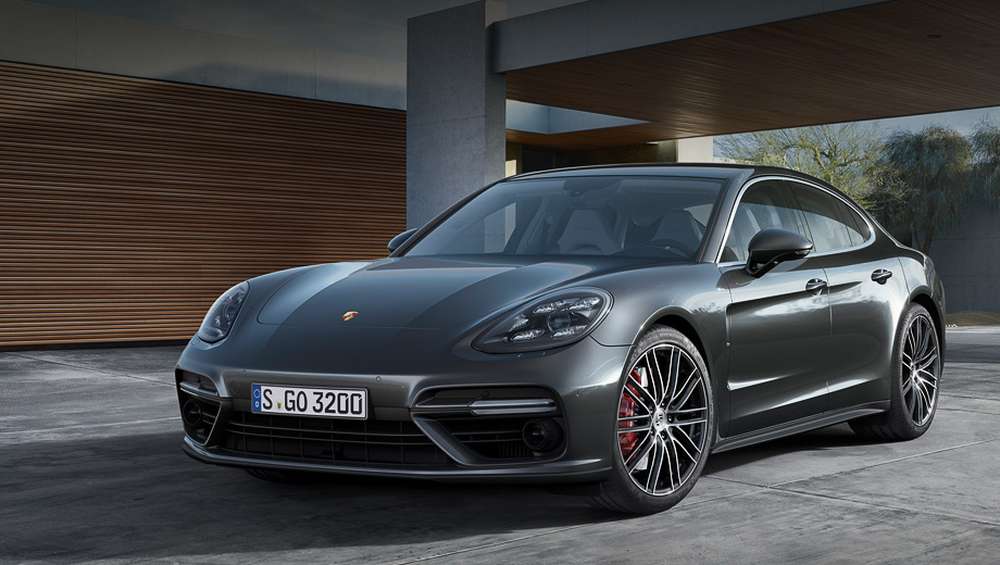 Porsche представил второе поколение Panamera