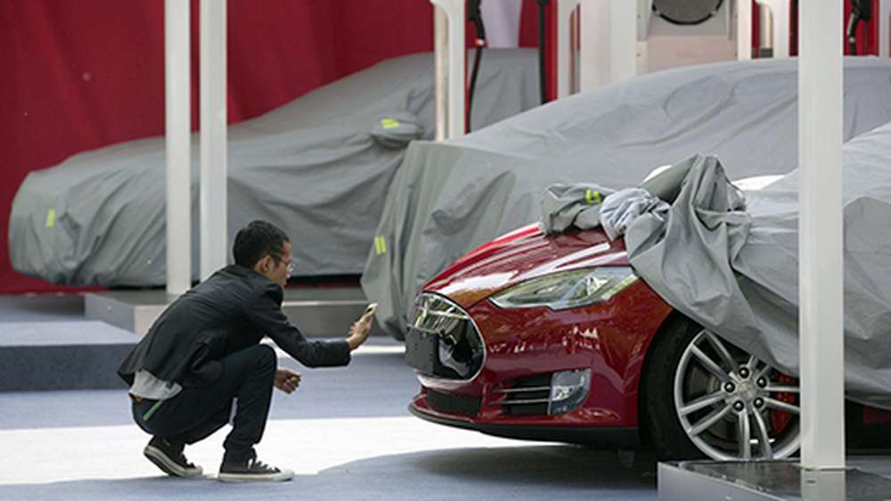 Электрокар Tesla Model 3 получит 408-сильный мотор