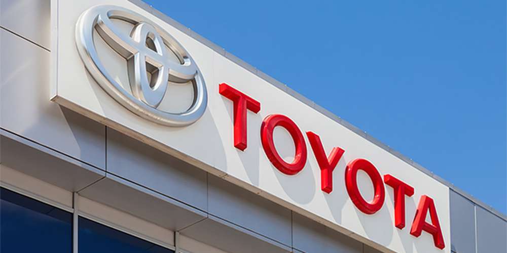 В офисе Toyota в Японии ради экономии расходов остановили работу лифтов