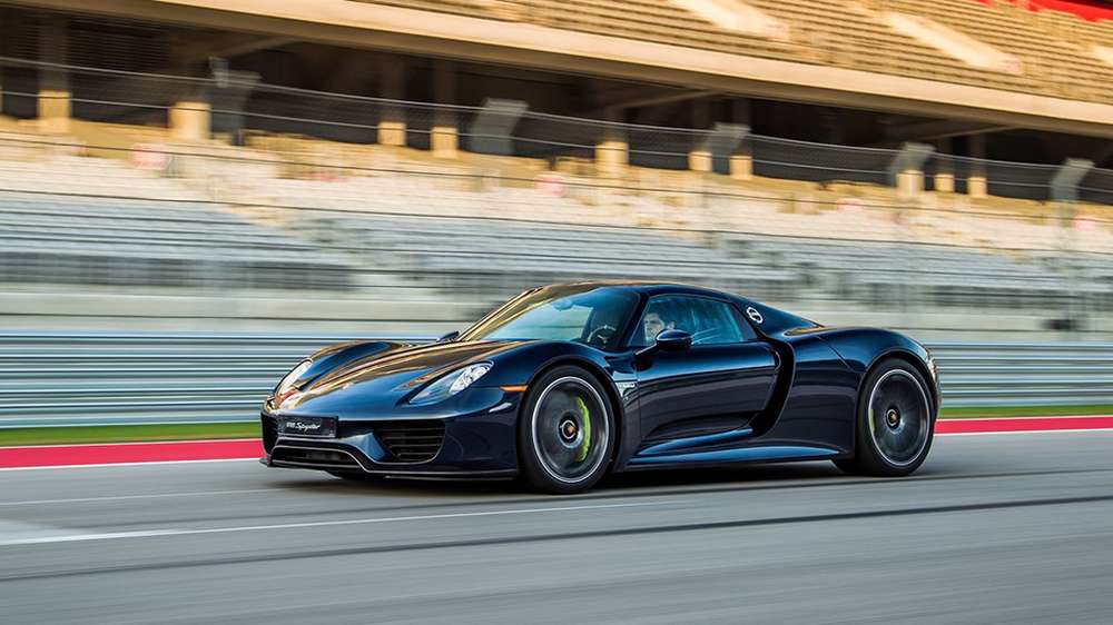 Porsche проверит ремни безопасности на всех экземплярах 918 Spyder