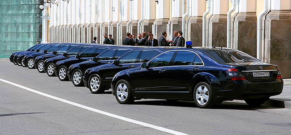 Минфин предложил запретить чиновникам арендовать мощные автомобили