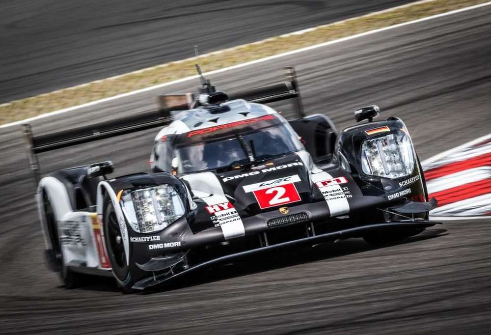 Porsche и G-Drive Racing быстрейшие в первой тренировке на Нюрбургринге
