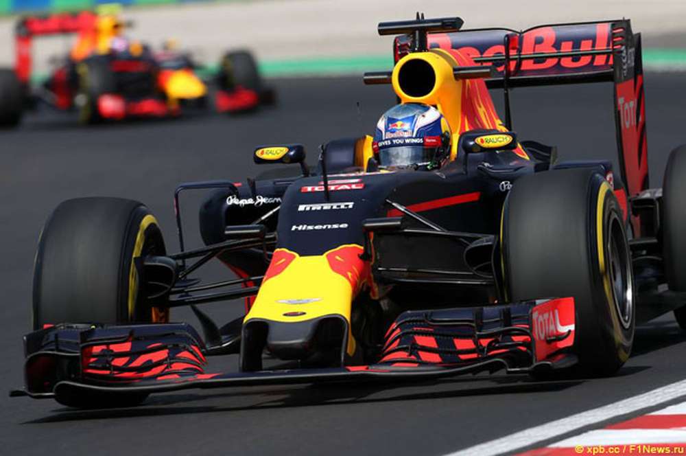 В Red Bull Racing довольны итогами пятницы