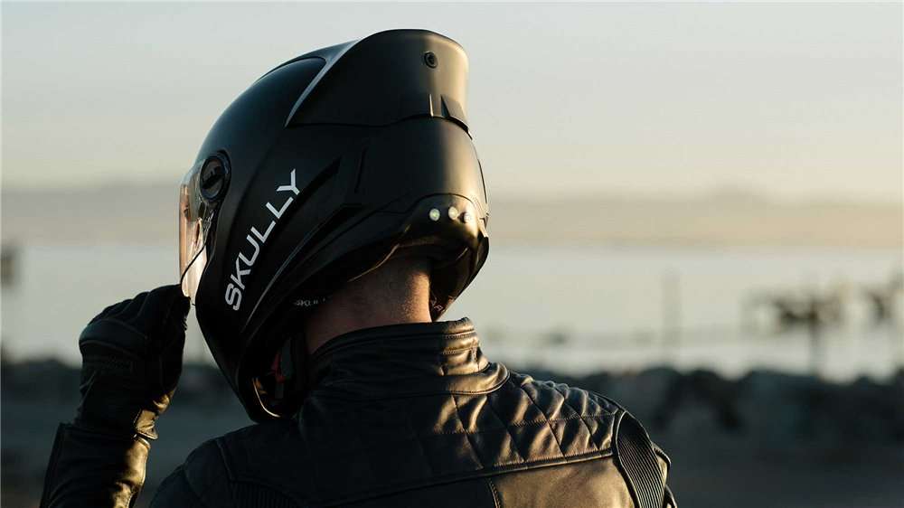Основатели проекта SKULLY AR-1 покинули компанию