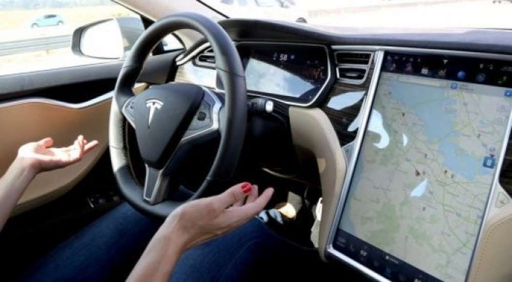Спровоцировавший в режиме автопилота смертельное ДТП Tesla ехал с превышением скорости