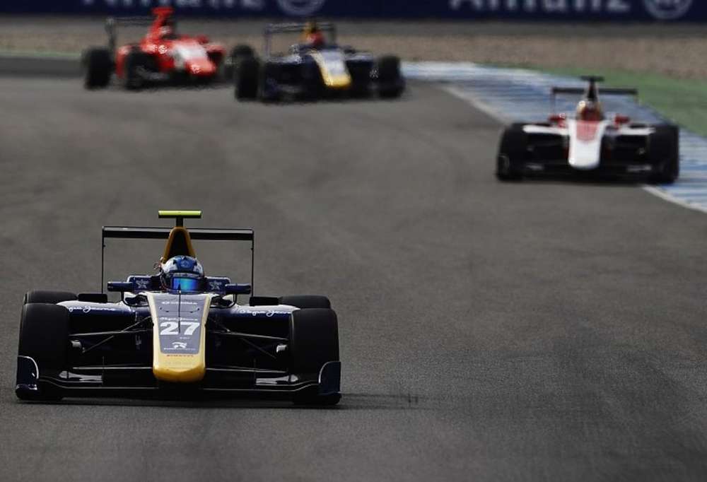 Джейк Хьюз одержал дебютную победу в GP3