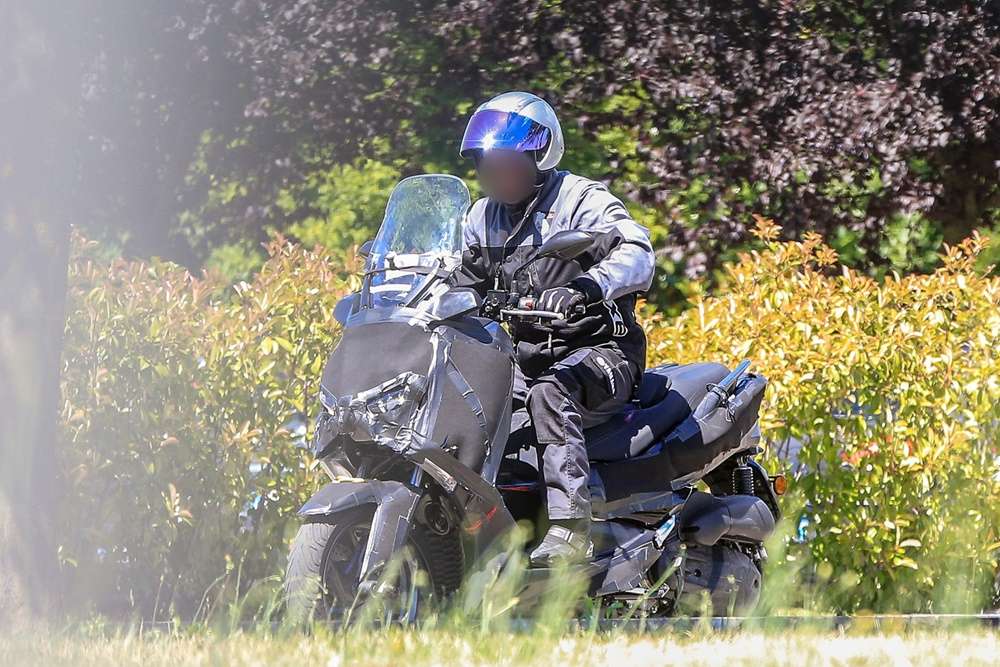 Шпионские фото Yamaha XMax 250/400