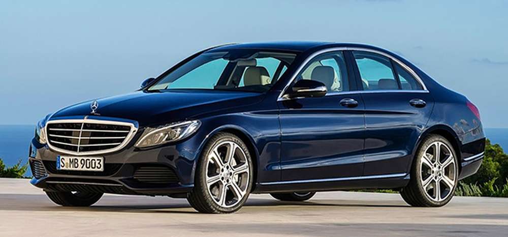 Mercedes C-Class нового поколения представят в 2020 году