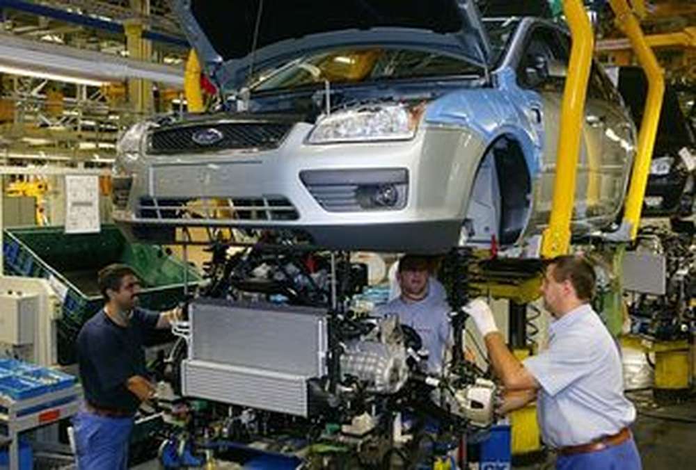Продажи автомобилей Ford в России за семь месяцев выросли на 43%